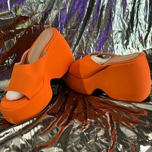 Size 9 Platform Sandals